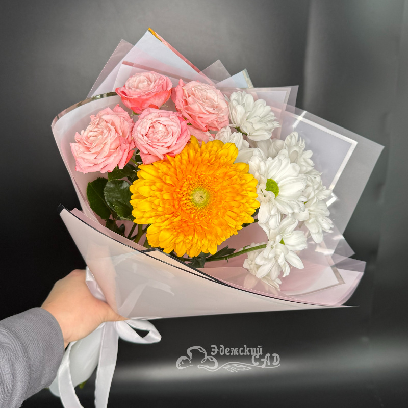 Букет &laquo;Цветочный комплимент&raquo; 2