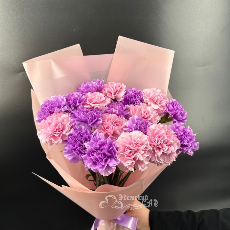 «Милашка» из 17 диантусов 1