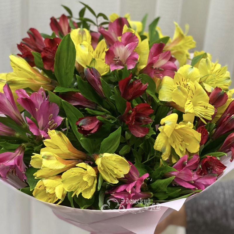 Букет из 9  альстромерий «Улыбка»