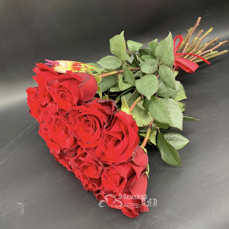 Букет из 15 роз не крупных