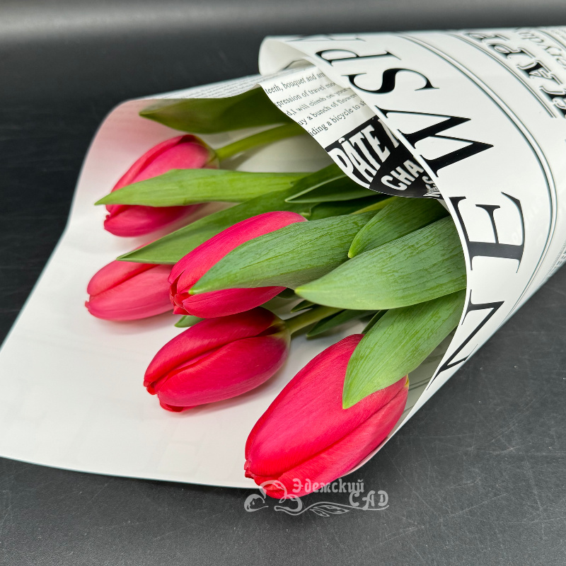 Букет из 5 крупных тюльпанов