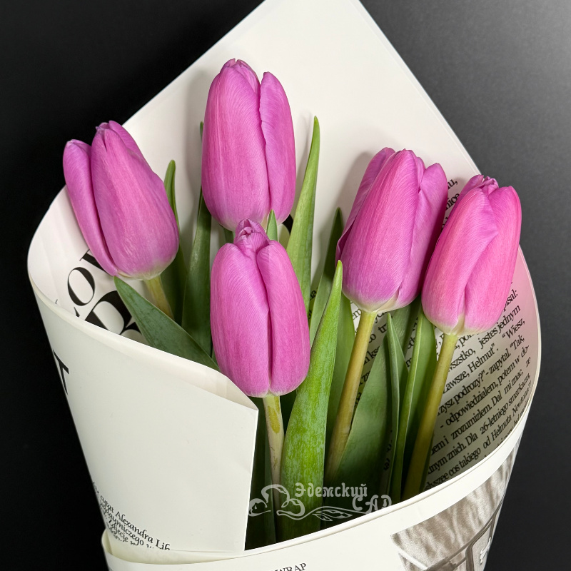 5 сиреневых тюльпанов